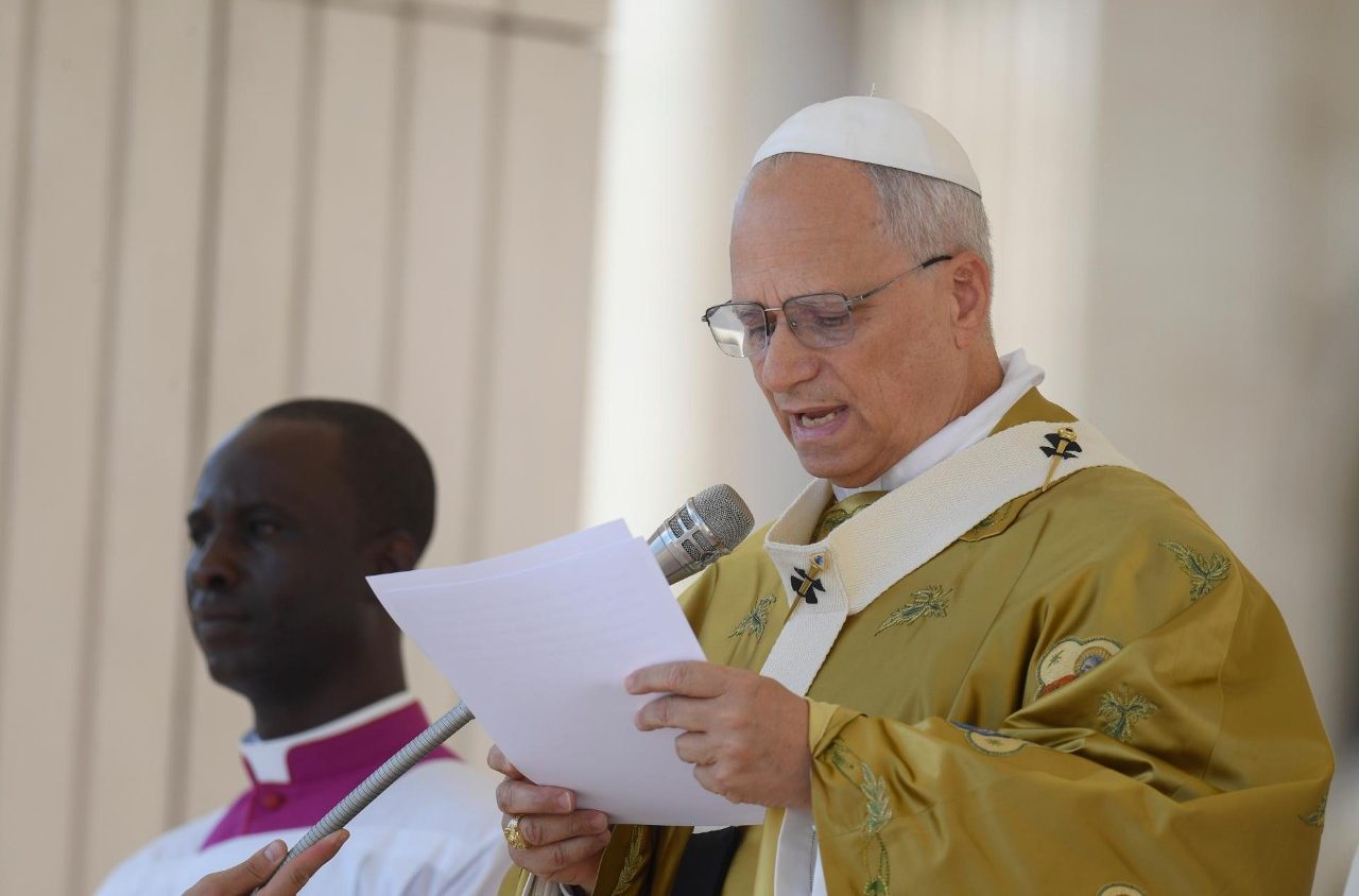 ദൈവം യുദ്ധമല്ല, സമാധാനമാണ് ആഗ്രഹിക്കുന്നത്: പാപ്പാ